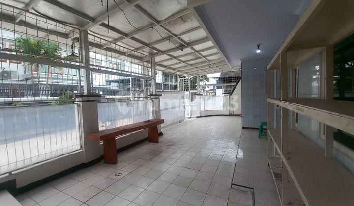 Large House Taman Cibaduyut Indah Strategic Location Suitable for Office