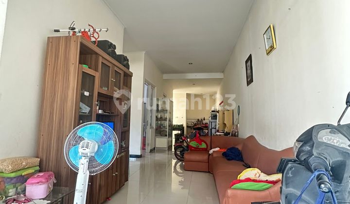 Rumah Taman Kopo V Lokasi Strategis.dekat ke Jalan Utama Hadap Timur