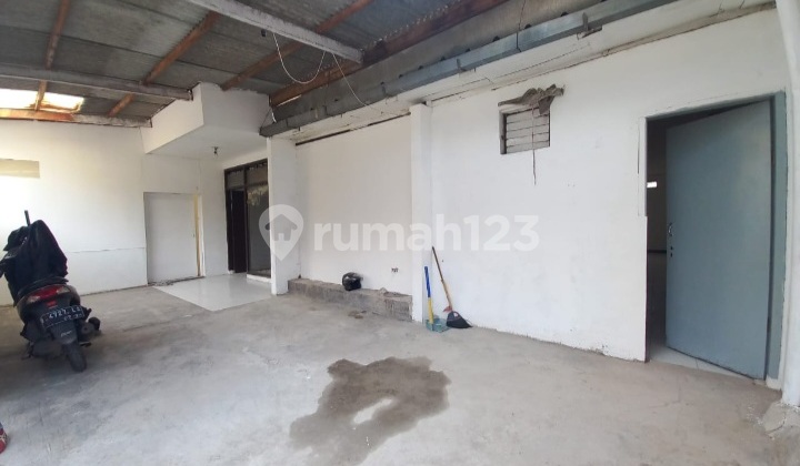 Kopo Indah Garden House Suitable for Office and Warehouse 2