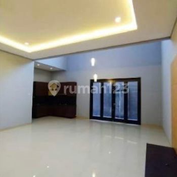 Dijual Rumah Singgasana Mekar Wangi Siap Huni Lokasi Bagus