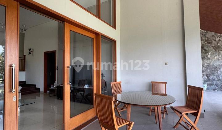 Comfortable House with Lake View, Kota Baru Parahyangan, Larangtapa 2