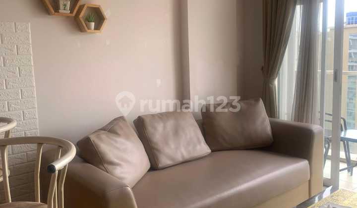 Apartement Gateway Pasteur Full Furnished 2 Br Hadap Kolam 
