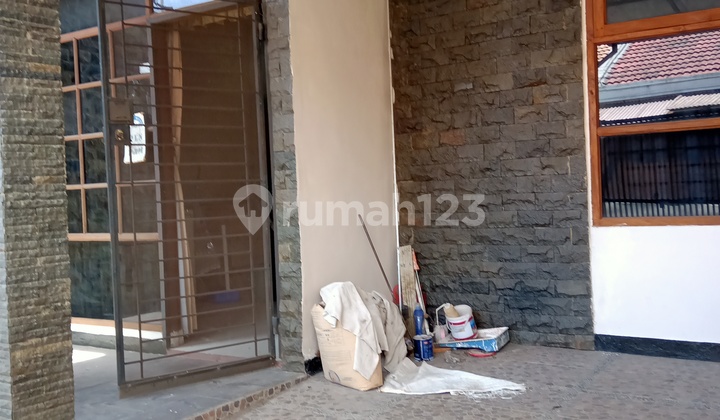 2-Story Ready-to-Occupy House in Taman Kopo Indah 2 2-Story Ready-to-Occupy House in Taman Kopo Indah 2