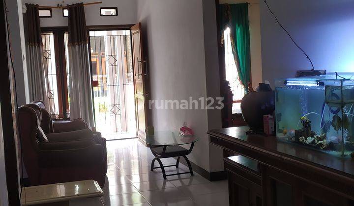 Jual Cepat Rumah Cantik Siap Huni di Taman Cibaduyut Indah 2
Bandung 1