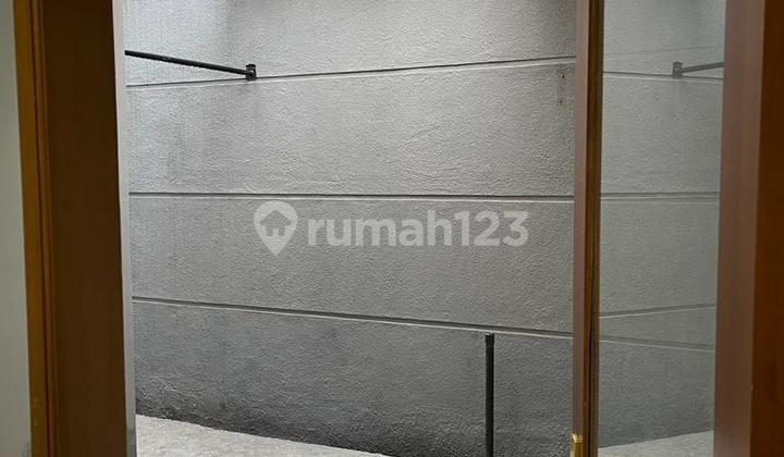 Well-Maintained House in Batununggal Indah Bandung with SHM 2