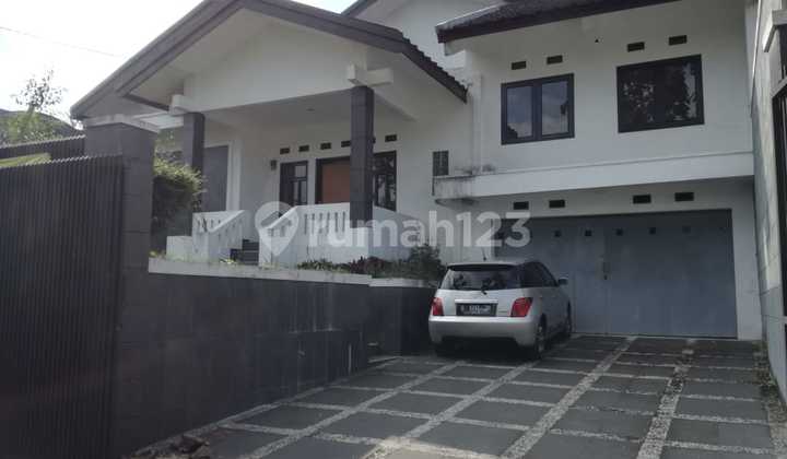 Rumah Bagus Siap Huni di Setramurni Tengah Bandung