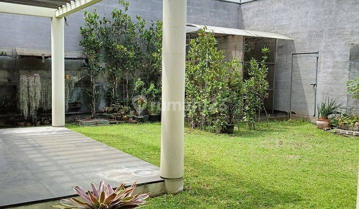 Rumah Luxs Istimewa di Cipaganti Bandung 2