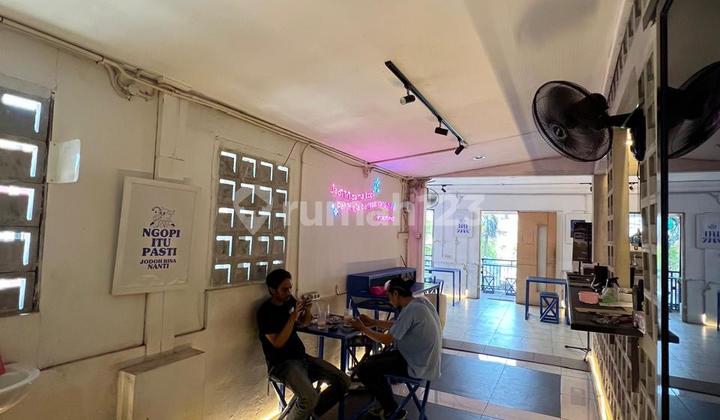 Dijual Rumah Bisa Untuk Usaha Caffe Dekat Kampus Widyatama Dijual Rumah Bisa Untuk Usaha Caffe Dekat Kampus Widyatama