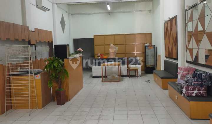 Disewakan Ruko Moh Toha Strategis 