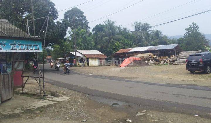 Lahan Luas Pinggir Jalan 1