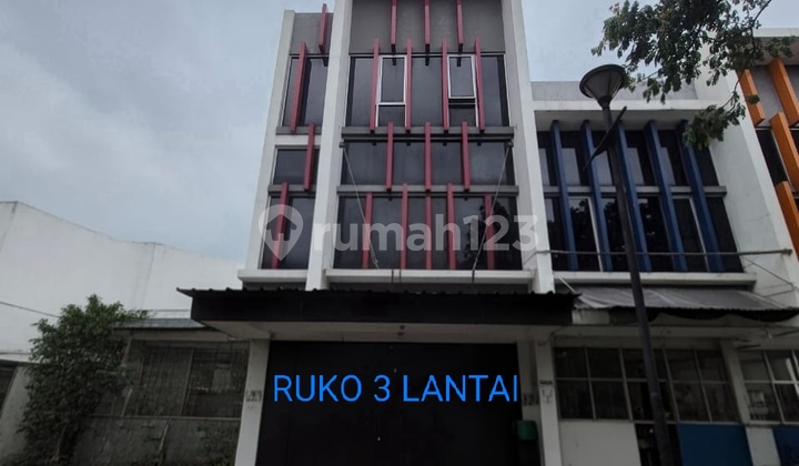Dijual Super Murah Ruko 3 Lantai Dekat Sekolah Esa Unggul Citra Raya Tangerang