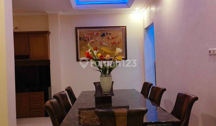 Rumah mewah 2 lantai disewakan murah di Citra raya Tangerang  2