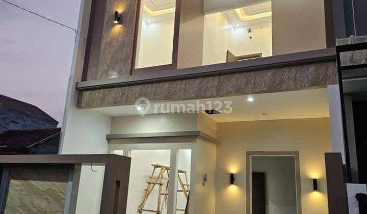 Rumah Baru Custom mewah 2 lantai dijual di Citra Raya Tangerang  1