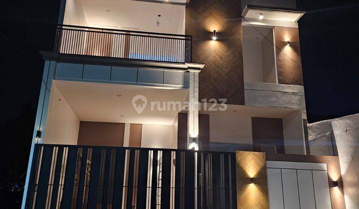 Rumah custom Baru 2 lantai di jual murah di Citra Raya Tangerang  2