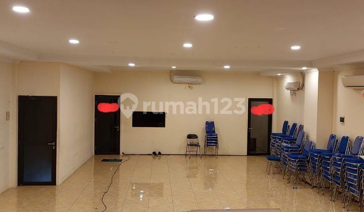 Two-story duplex shop house for sale cheaply in Taman Harapan Baru, West Bekasi.