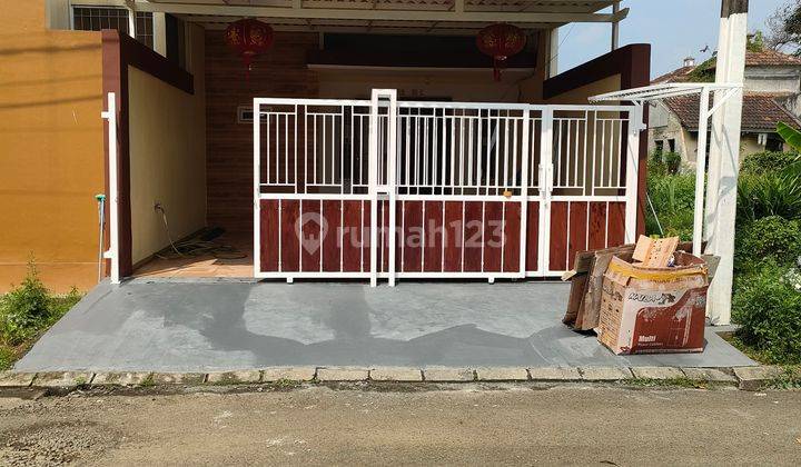 Rumah 2 lantai cantik Banget dijual di Citra Raya Tangerang  2