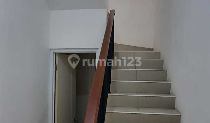 Disewakan Rumah 2 Lantai Dekat Ecoplaza Di Citra Raya Tangerang