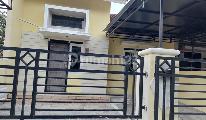 For Rent House With Canopy And Located On Main Road In Citra Raya Tangerang