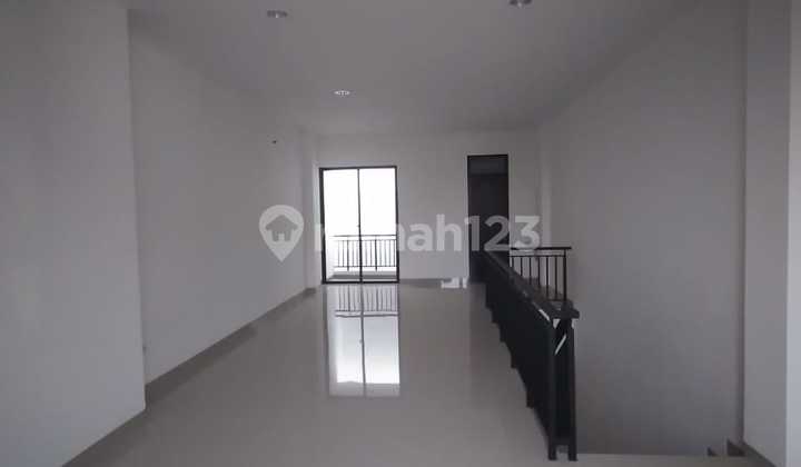 Disewakan Ruko Korean Town Baru Hadap.boulevard