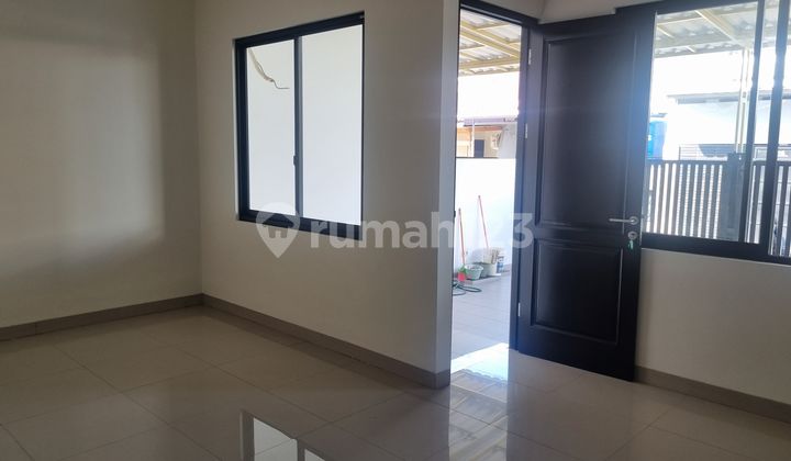 For Sale Brand New House in West Jakarta Near Green Lake 2