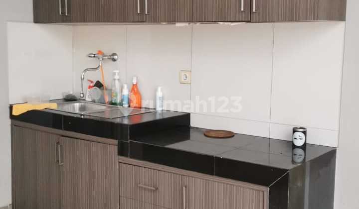 For Rent Semi-Furnished House in Green Lake City, Australia Cluster 2