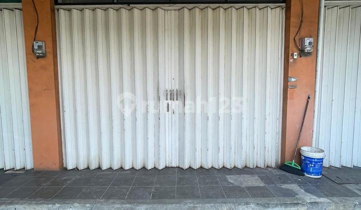 For Rent: Duta Indah Square Shop House, Located on Main Road. For Rent: Duta Indah Square Shop House, Located on Main Road.
