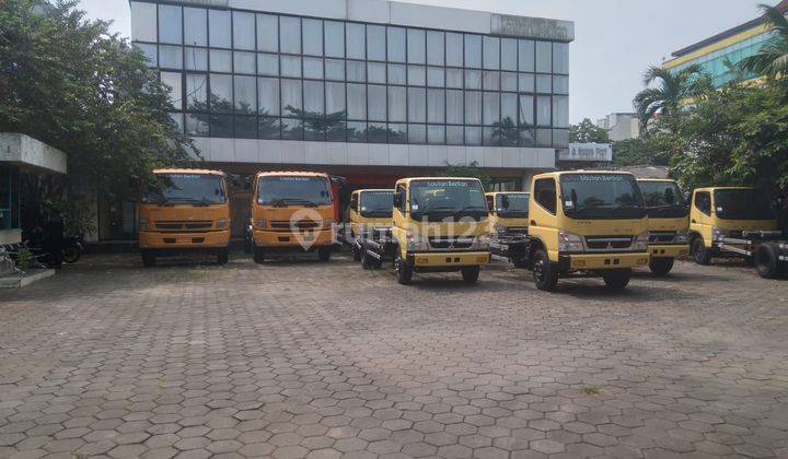 Dijual  Cepat Dan MURAH Ruang USAHA eks Showroom MOBIL DI kalimalang  1