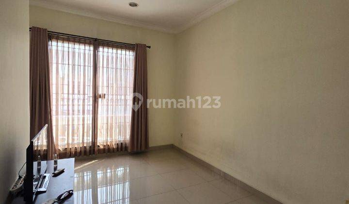 Dijual Murah Rumah Di Green Lake City Bagus Bergaya Eropa 2