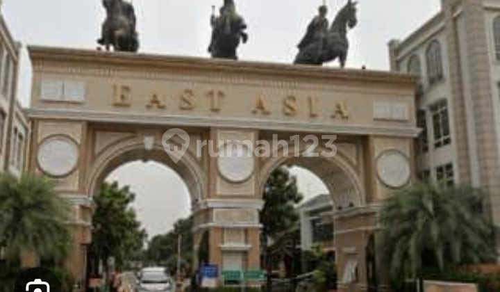 Rumah Besar Dengan.harga.ekonomis Di Green Lake Cit