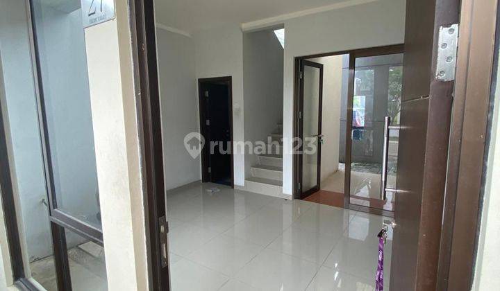 Rumah 1 M  Di Di Cluster Fortune Terrace Graha Raya 2