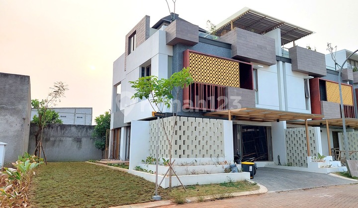 Rumah Hoek Yang Mewah Di Puri 11 Sem Furnish