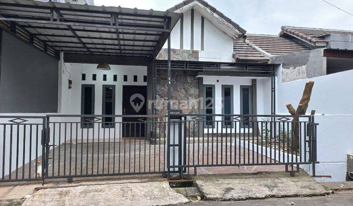 Dijual Rumah Cantik siap huni di Grand Residence Bekasi  1