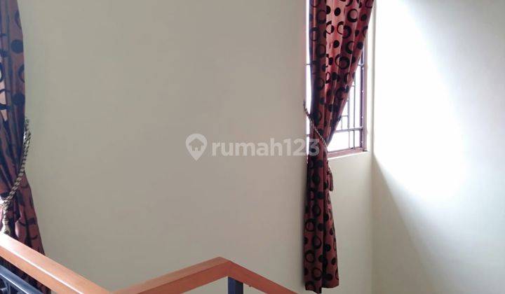 Disewa rumah 2 lantai diGrand wisata Bekasi  12