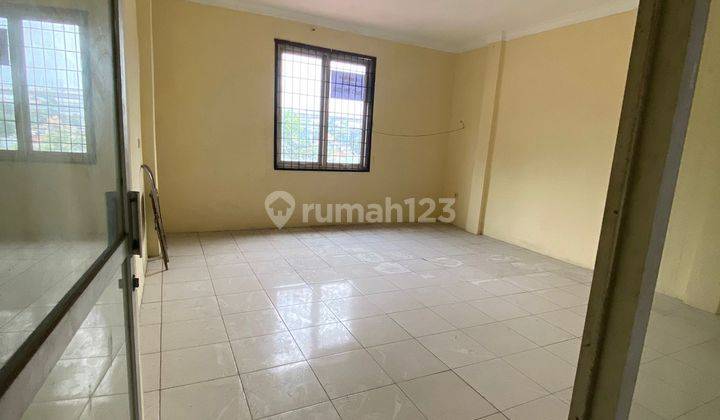 Di sewakan Ruko pinggir jalan raya x malang Bekasi  4