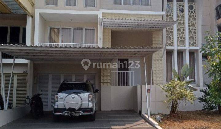 Di Jual Rumah Cantik siap huni diGrand wisata Bekasi. 1