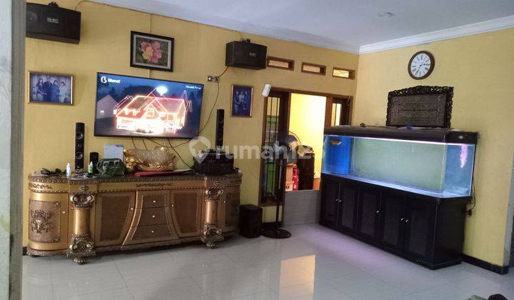 Di Jual Rumah Cantik 2 Lantai Digrand Wisata Bekasi  2