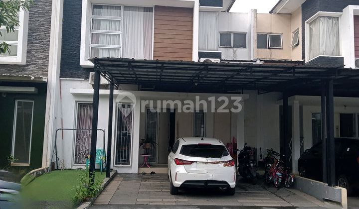 Di Jual Rumah Cantik di Grand Wisata Bekasi.