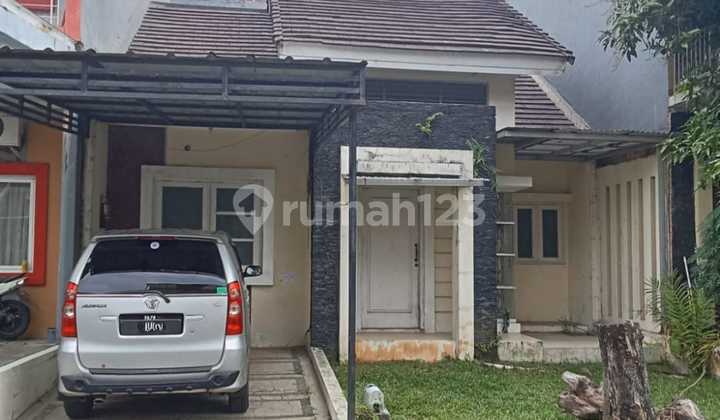 Di Jual Rumah Cantik Di Grand Wisata Bekasi.