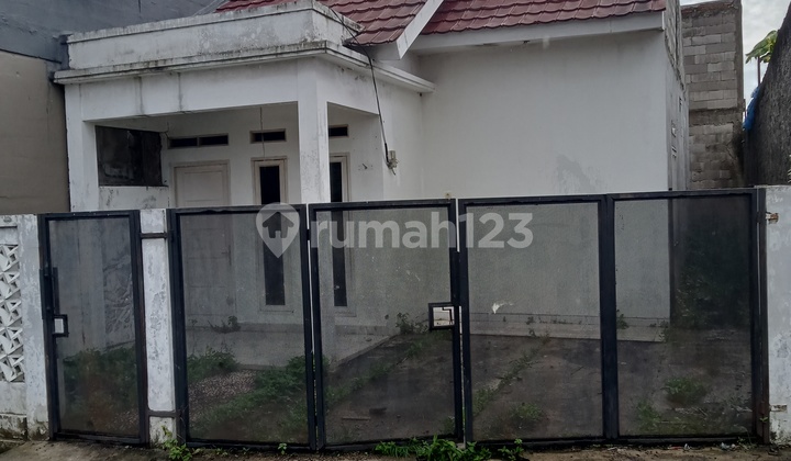 Di Jual Rumah Cantik di Deket Pintu Tol Bekasi Timur.