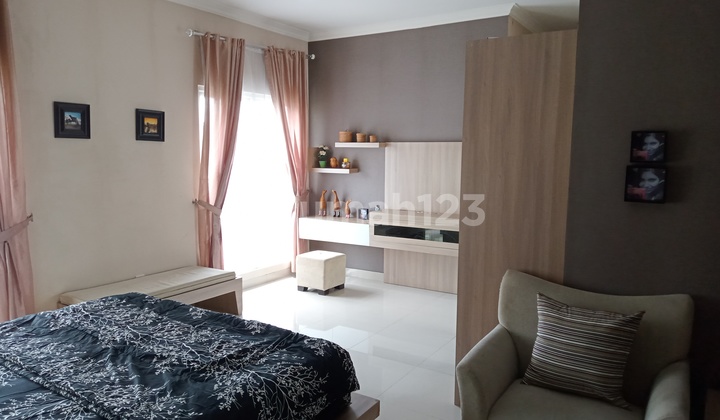 Beautiful Fully Furnished House for Rent at Digrand Wisata. 2