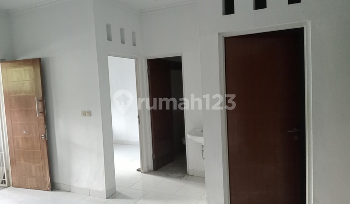 For Sale Beautiful House Near Grand Wisata Bekasi. 2