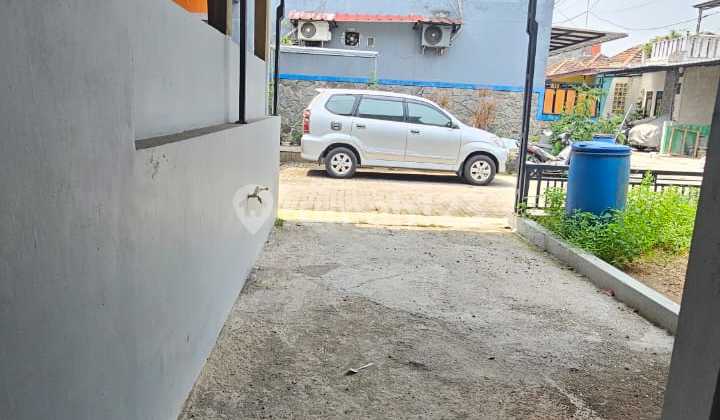 Di Jual Rumah Cantik Siap Huni Deket Tol Grand Wisata. 2