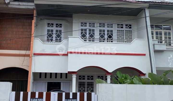 Disewa Villa Di Jalan Hayam Wuruk 3