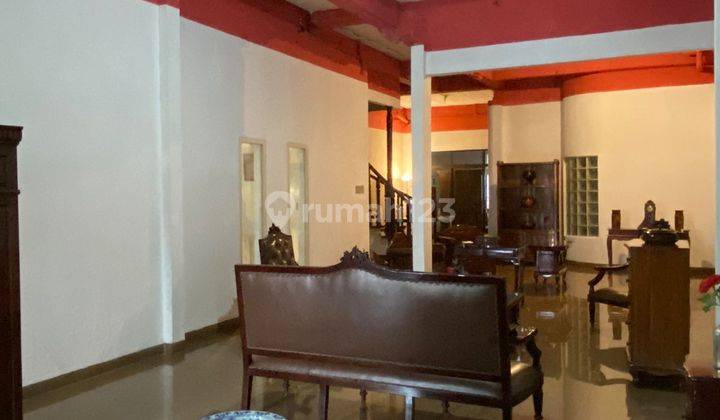 Disewa Villa Di Jalan Hayam Wuruk 4
