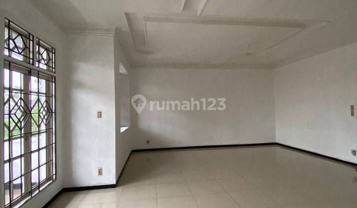 Disewa Villa Di Jalan Hayam Wuruk 11