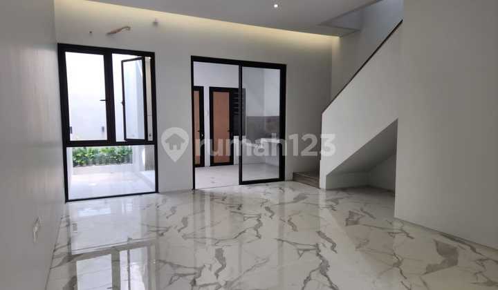 Rumah Baru Gress 2 Lantai Dekat Universitas Upn Siap Huni