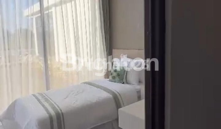 RUMAH BARU GRESS DAN DESAIN MEWAH DI GRAND EASTERN SURABAYA  2