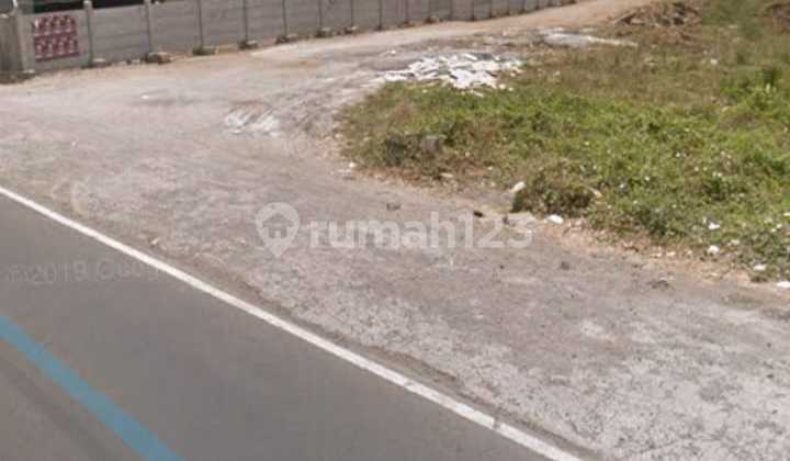 Land in Sukorejo Pasuruan Near Toll Road, Surrounding Large Factory