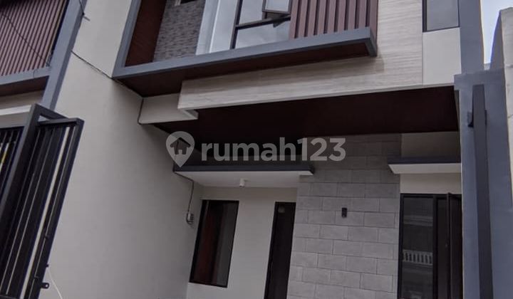 Rumah Baru Gress 2 Lantai Modern Minimalis Siap Huni Rumah Baru Gress 2 Lantai Modern Minimalis Siap Huni