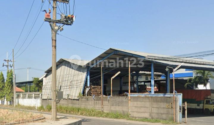 Strategic Warehouse near Toll Road in Warehouse Area